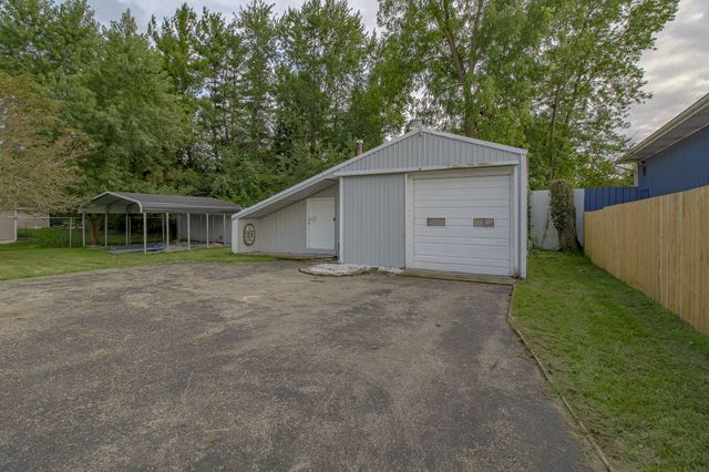 3308 Lake Street, Kalamazoo, MI 49048