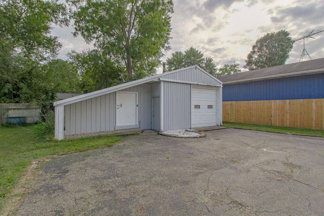 3308 Lake Street, Kalamazoo, MI 49048