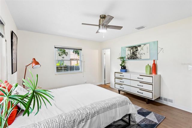 2217 BREVARD ROAD NE, St Petersburg, FL 33704