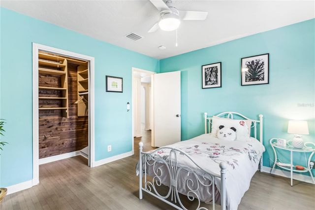 2217 BREVARD ROAD NE, St Petersburg, FL 33704