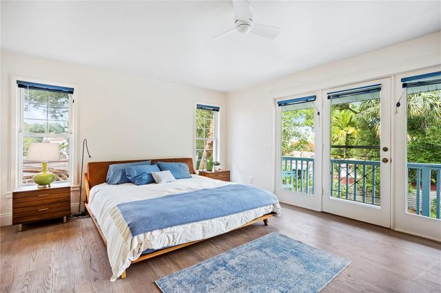 2217 BREVARD ROAD NE, St Petersburg, FL 33704