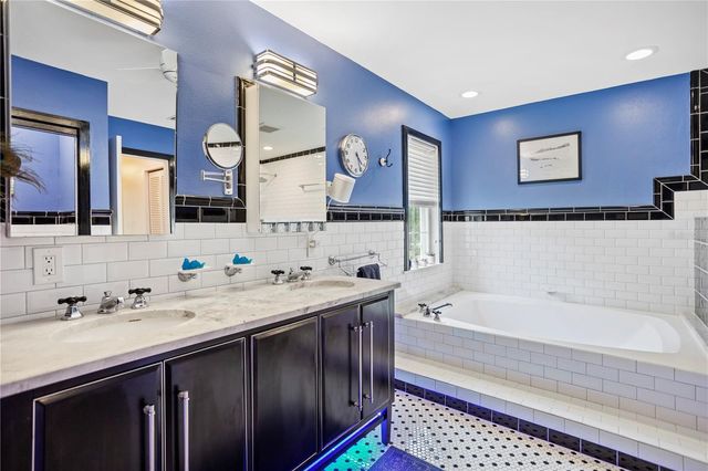 2217 BREVARD ROAD NE, St Petersburg, FL 33704