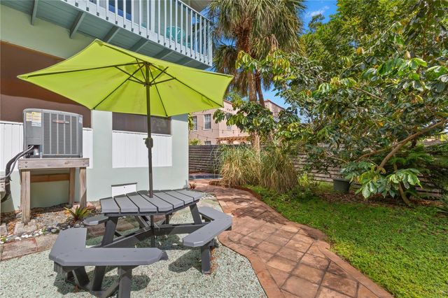 2217 BREVARD ROAD NE, St Petersburg, FL 33704