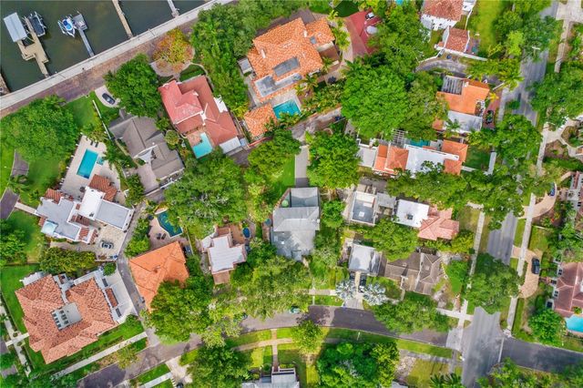 2217 BREVARD ROAD NE, St Petersburg, FL 33704