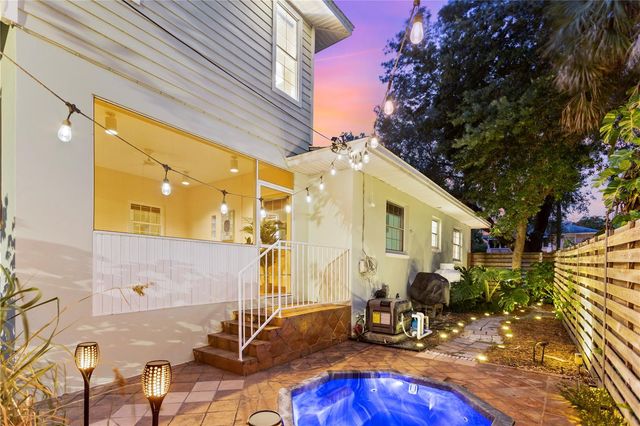 2217 BREVARD ROAD NE, St Petersburg, FL 33704
