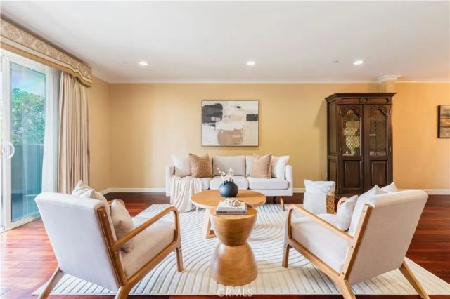 4533 Vista Del Monte Avenue 201, Sherman Oaks, CA 91403