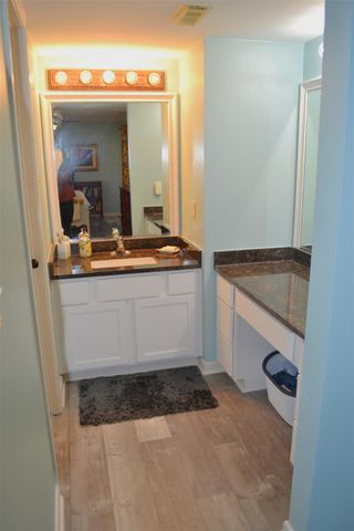 102 Lakeview Terrace D, Conroe, TX 77356