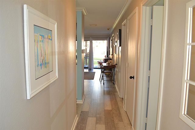 102 Lakeview Terrace D, Conroe, TX 77356