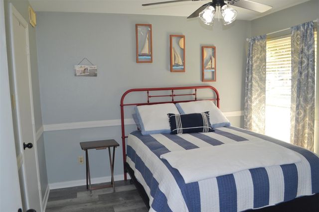 102 Lakeview Terrace D, Conroe, TX 77356