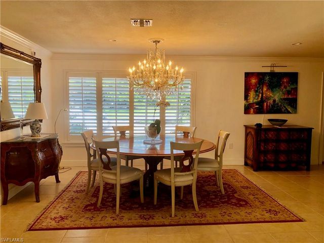 283 Cypress WAY W, Naples, FL 34110