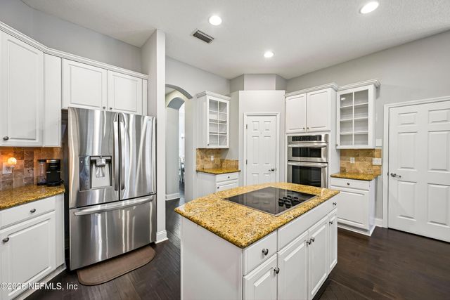 1553 NOTTINGHAM KNOLL Drive, Jacksonville, FL 32225