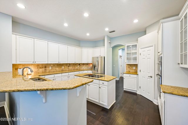 1553 NOTTINGHAM KNOLL Drive, Jacksonville, FL 32225