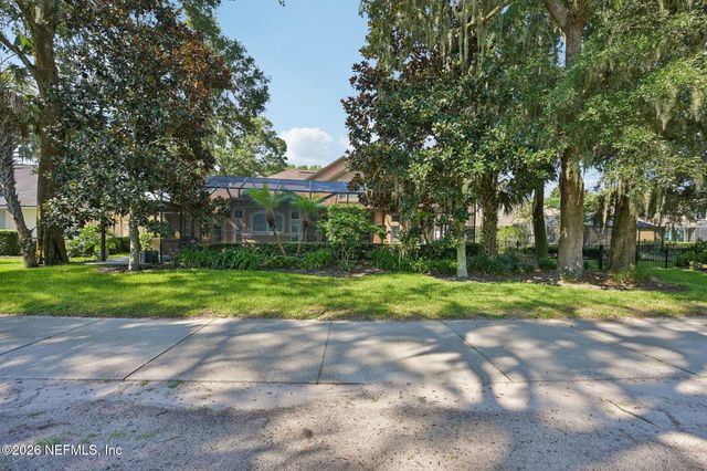 1553 NOTTINGHAM KNOLL Drive, Jacksonville, FL 32225