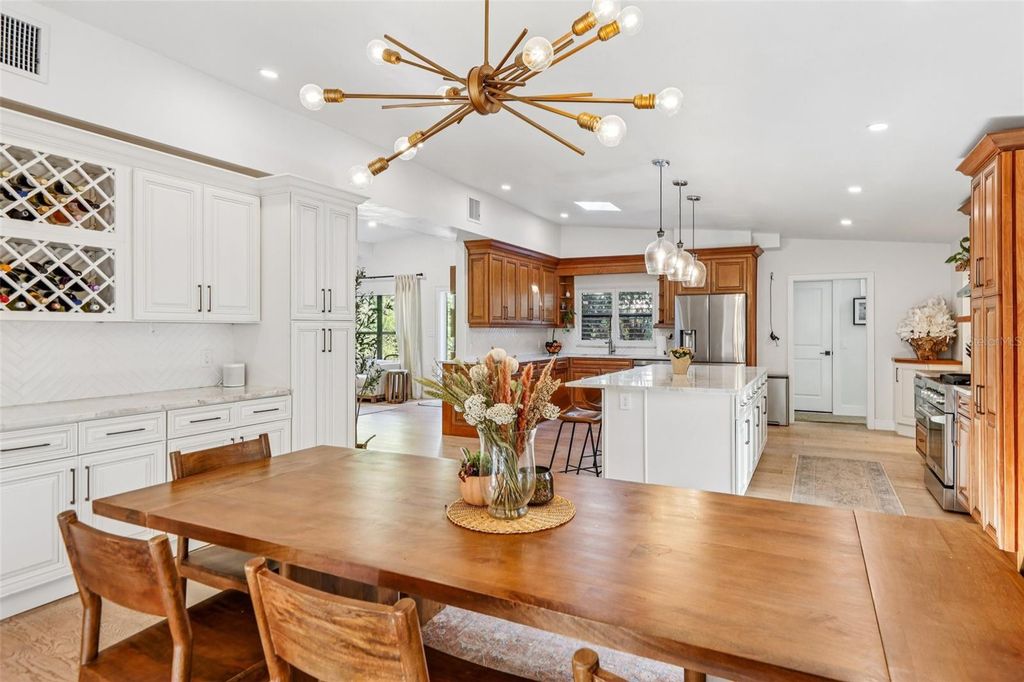 Image 14 of property listing at 1016 HOWELL BRANCH ROAD, Winter Park, FL 32789