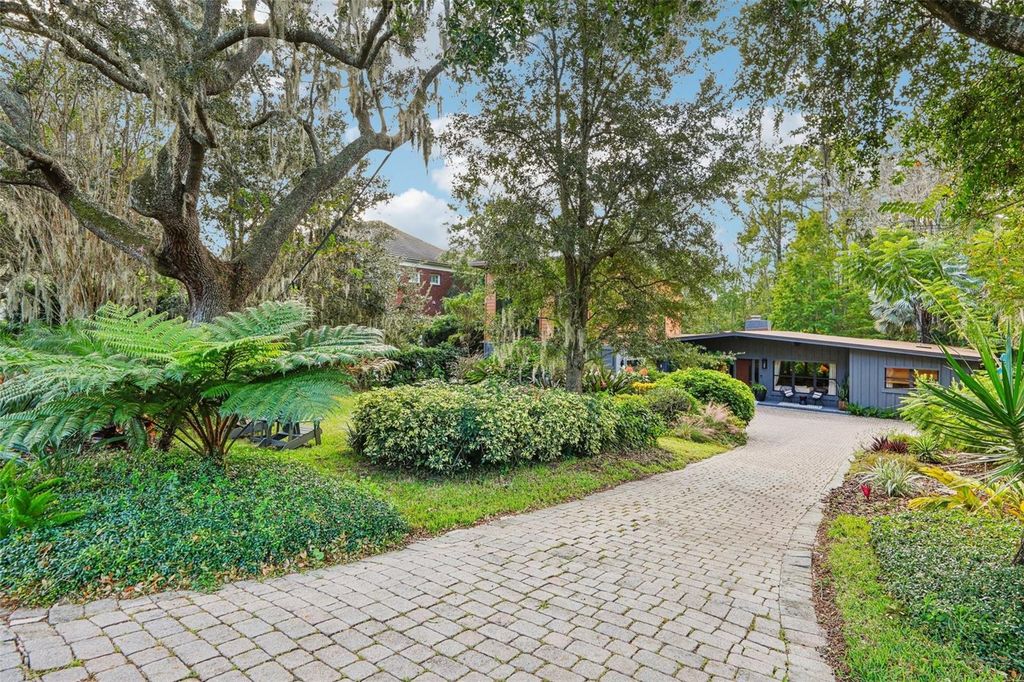 Image 3 of property listing at 1016 HOWELL BRANCH ROAD, Winter Park, FL 32789