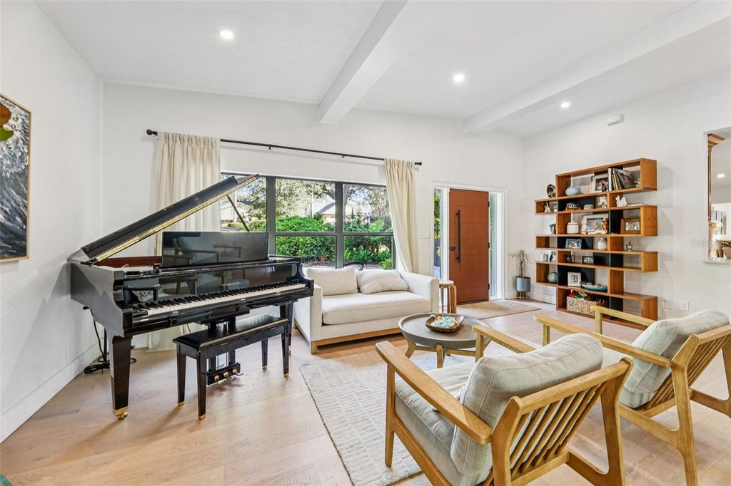 Image 23 of property listing at 1016 HOWELL BRANCH ROAD, Winter Park, FL 32789