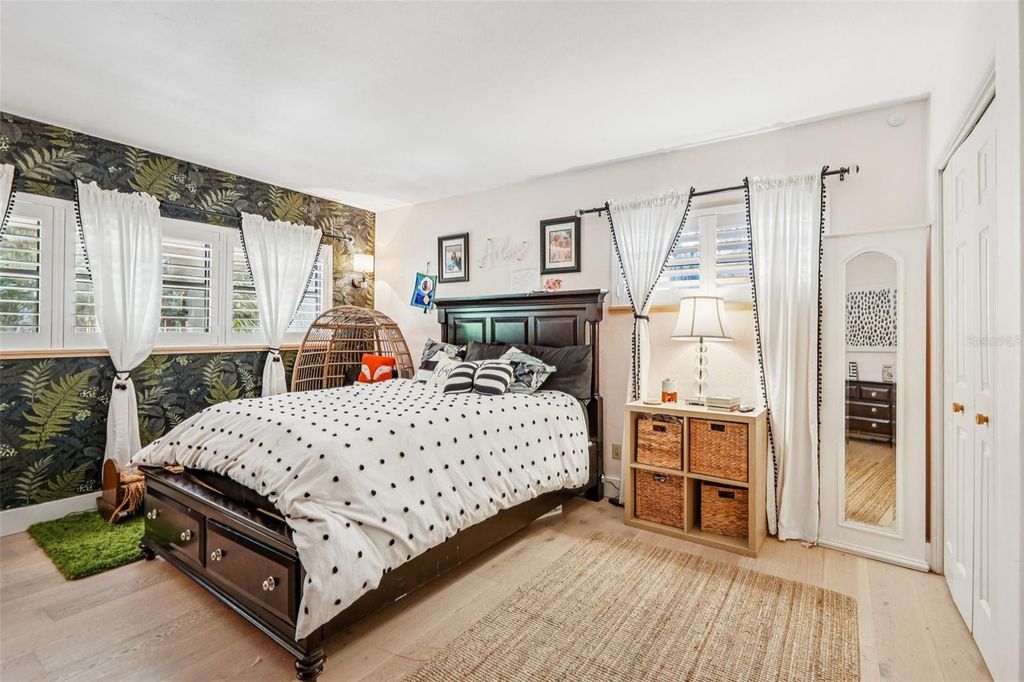 Image 30 of property listing at 1016 HOWELL BRANCH ROAD, Winter Park, FL 32789