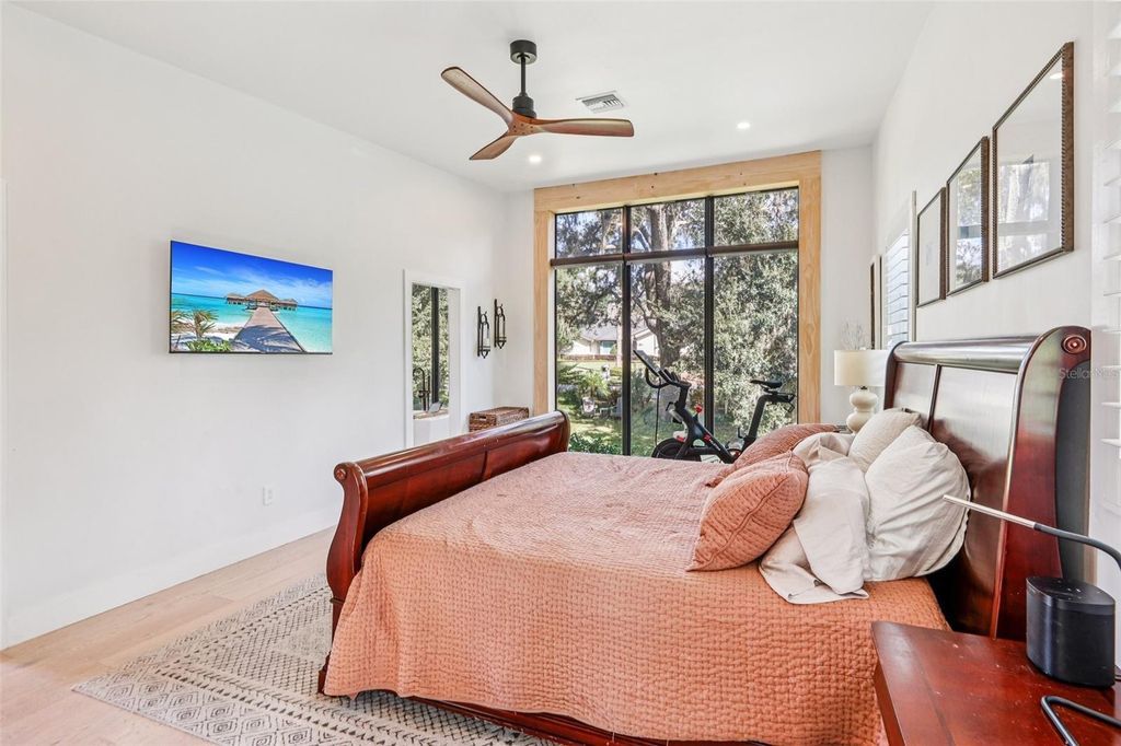 Image 41 of property listing at 1016 HOWELL BRANCH ROAD, Winter Park, FL 32789