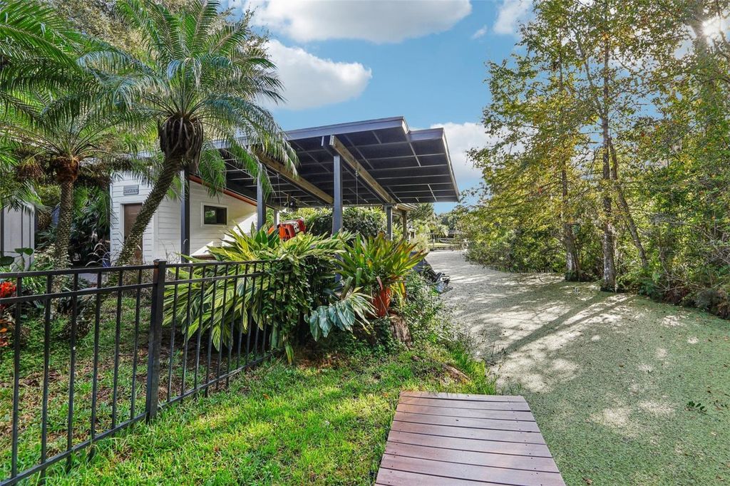 Image 50 of property listing at 1016 HOWELL BRANCH ROAD, Winter Park, FL 32789