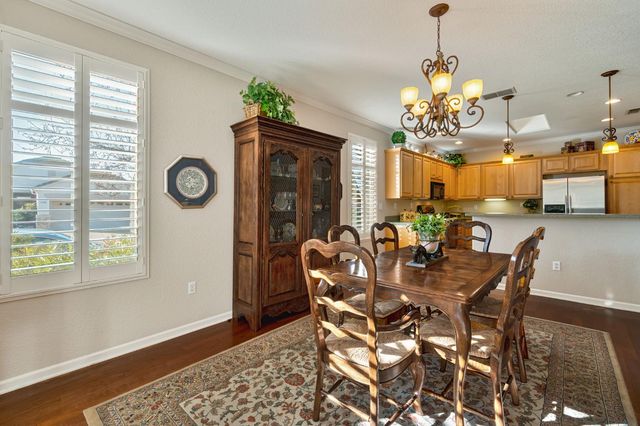 100 Roadhouse Ct, Roseville, CA 95747