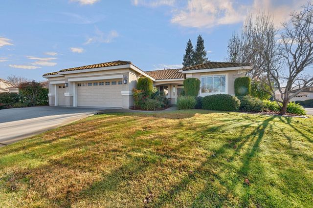 100 Roadhouse Ct, Roseville, CA 95747