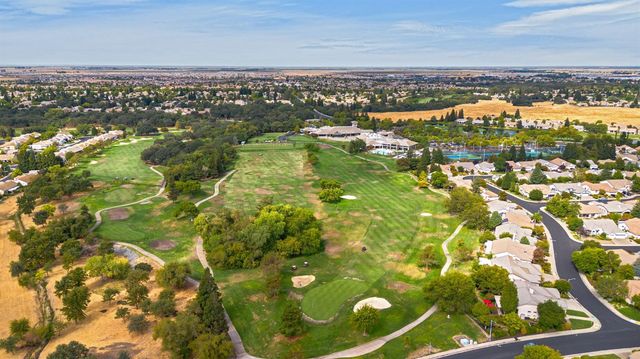 100 Roadhouse Ct, Roseville, CA 95747