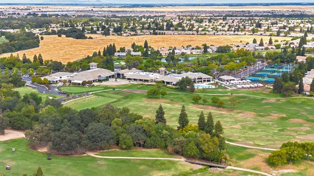 100 Roadhouse Ct, Roseville, CA 95747