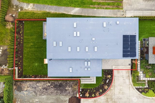 5917 104th Place NE, Kirkland, WA 98033