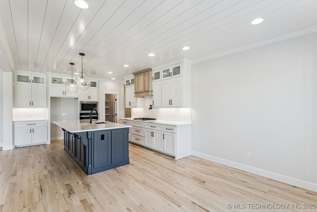 4114 S Fir Court, Broken Arrow, OK 74012