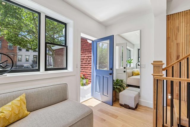 274 7TH ST, Jc, Downtown, NJ 07302
