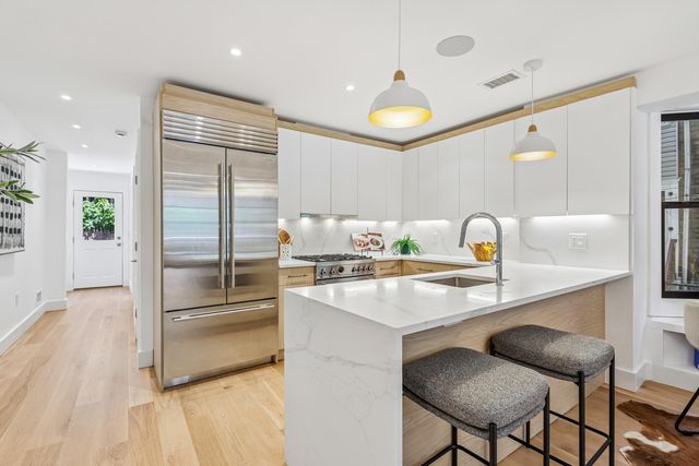274 7TH ST, Jc, Downtown, NJ 07302