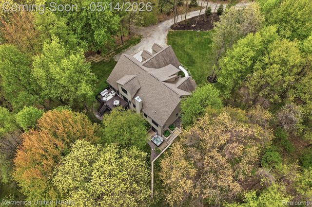3020 Brighton Road, Genoa Township, MI 48843