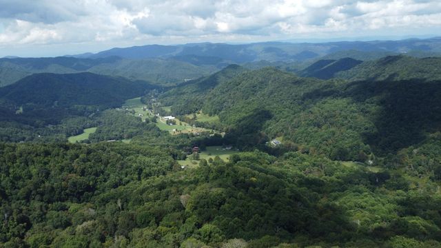 669 Pond Ridge Road, Tellico Plains, TN 37385