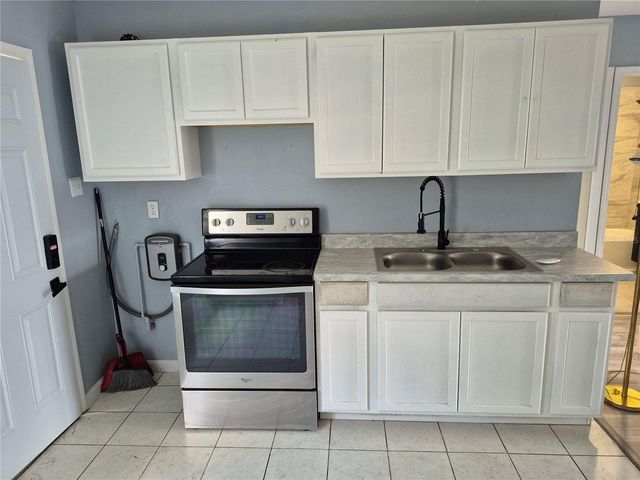 3408 E DR MARTIN LUTHER KING JR BOULEVARD 4, Tampa, FL 33610