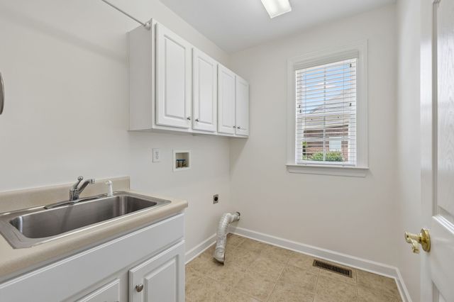 1191 Adelicia Hayes Ct, Gallatin, TN 37066