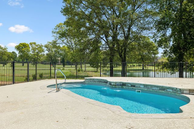1191 Adelicia Hayes Ct, Gallatin, TN 37066