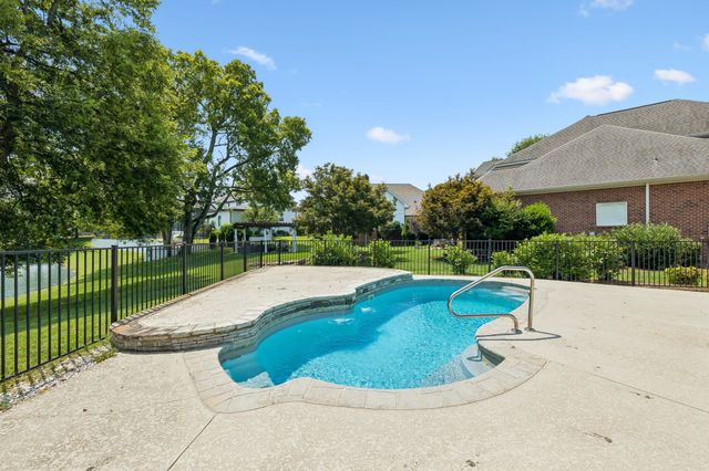 1191 Adelicia Hayes Ct, Gallatin, TN 37066