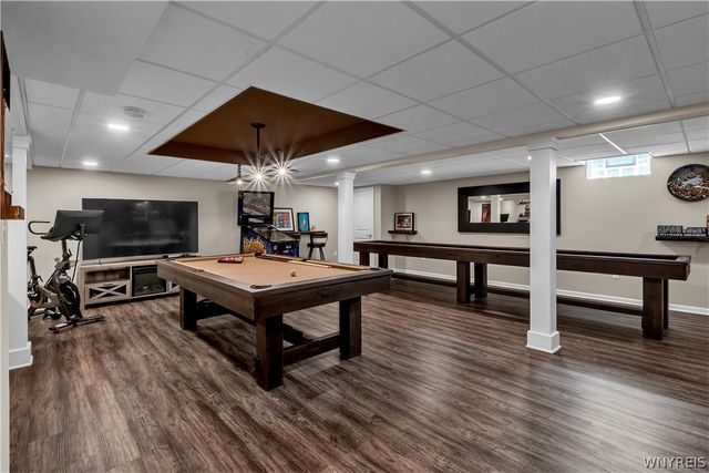 8059 Laurel Park Ln, Clarence, NY 14051