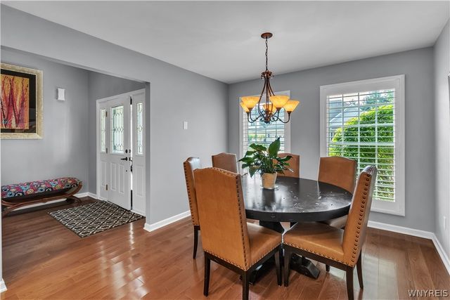 8059 Laurel Park Ln, Clarence, NY 14051