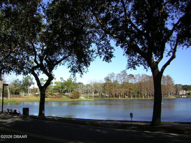 1602 Deer Springs Road, Port Orange, FL 32129