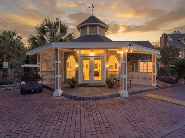 2300 Old Spanish Trail 1112, Houston, TX 77054