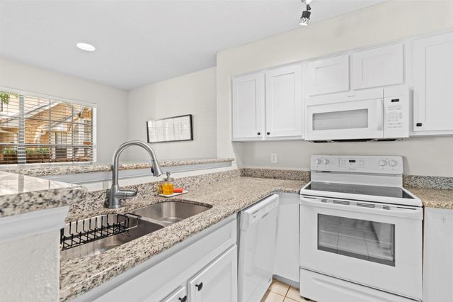 2300 Old Spanish Trail 1112, Houston, TX 77054