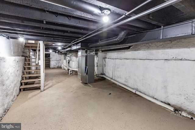 1330 LANCASTER AVE, Wilmington, DE 19805