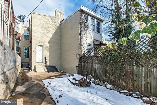 1330 LANCASTER AVE, Wilmington, DE 19805