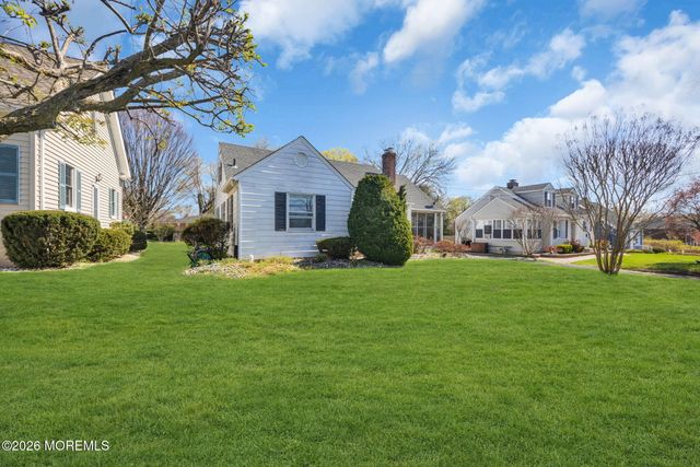 23 Spring Street, Freehold, NJ 07728
