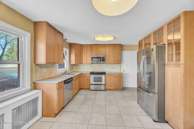 23 Spring Street, Freehold, NJ 07728