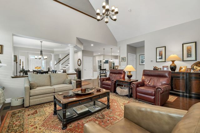 5 Metea Lane -, Bedford, NH 03110