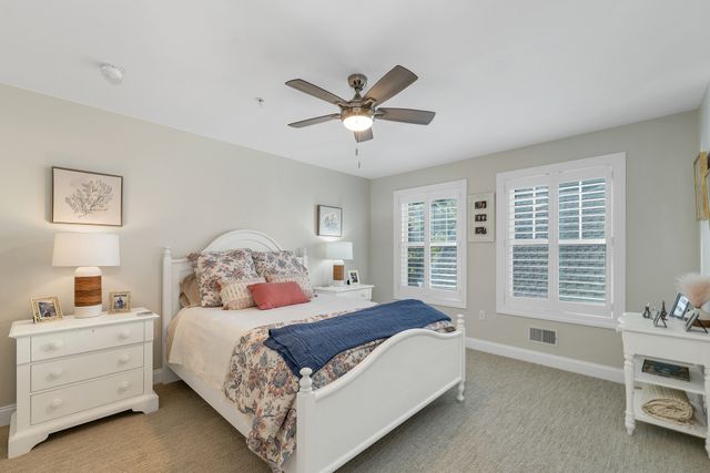 5 Metea Lane -, Bedford, NH 03110