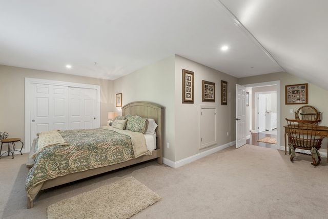 5 Metea Lane -, Bedford, NH 03110