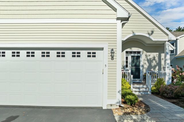 5 Metea Lane -, Bedford, NH 03110